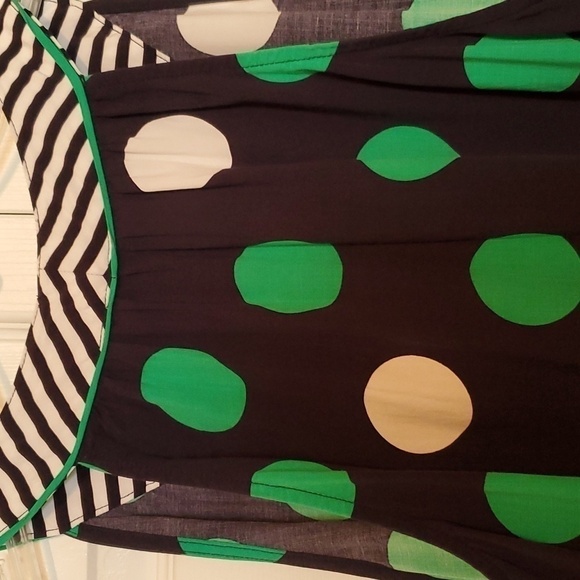 Crown & Ivy Women's Sleeveless Navy & Polka-dots Top Size Small - Picture 6 of 8